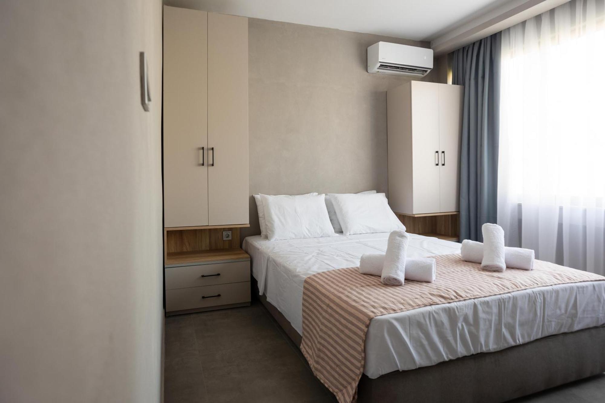 Alkazar Suites Thessaloniki Buitenkant foto