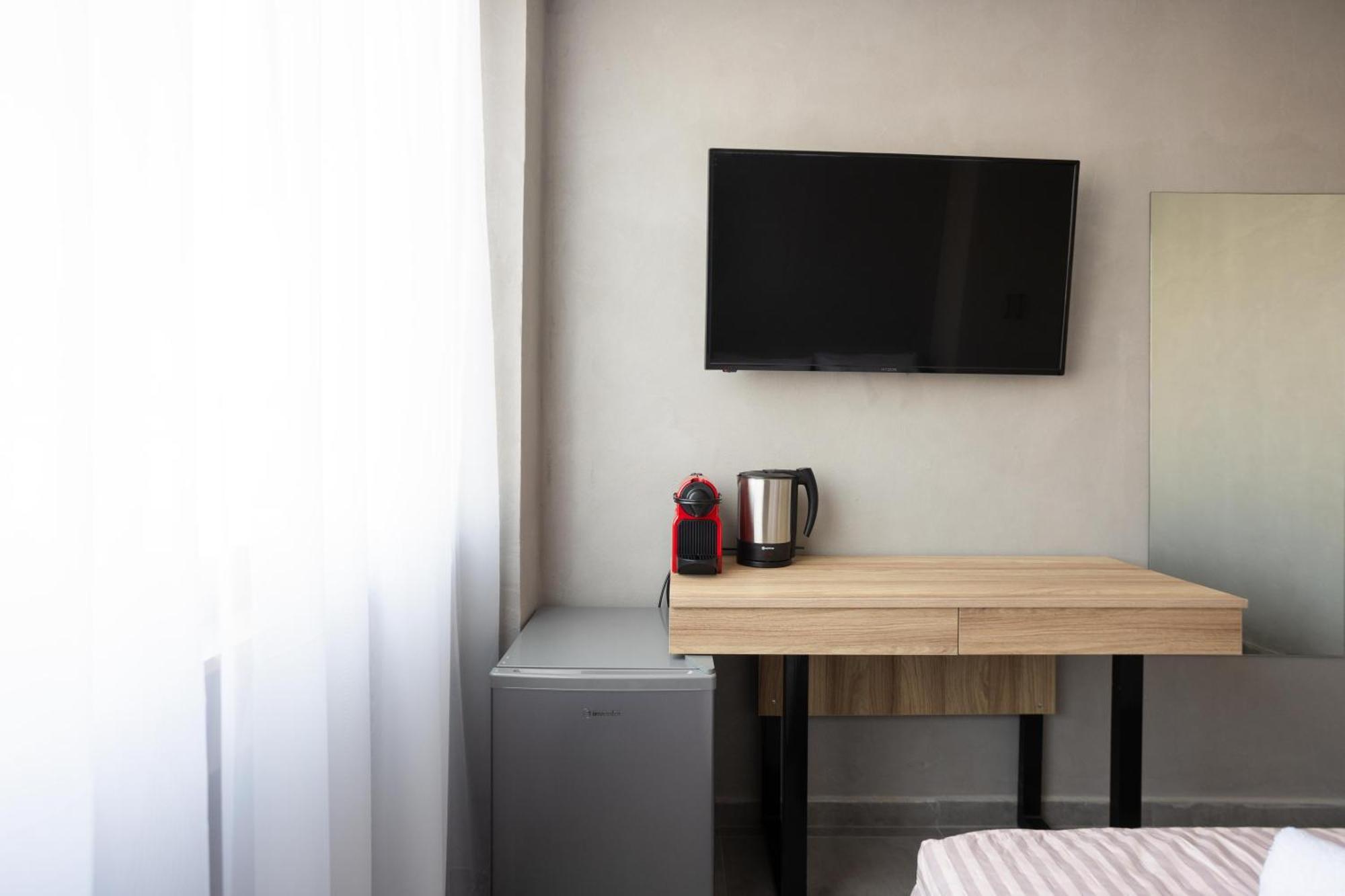 Alkazar Suites Thessaloniki Buitenkant foto