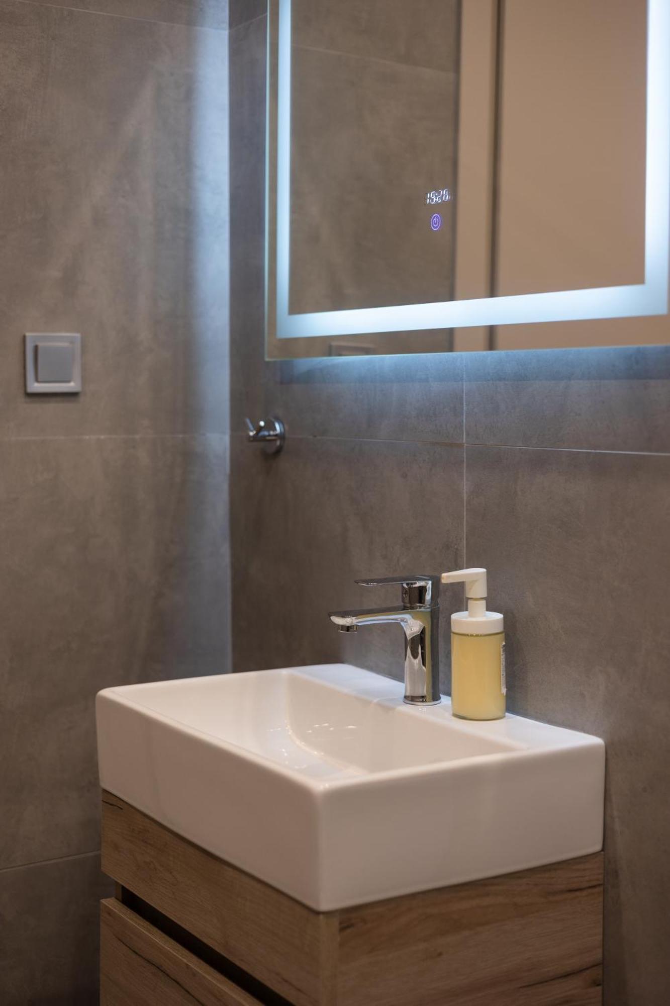 Alkazar Suites Thessaloniki Buitenkant foto