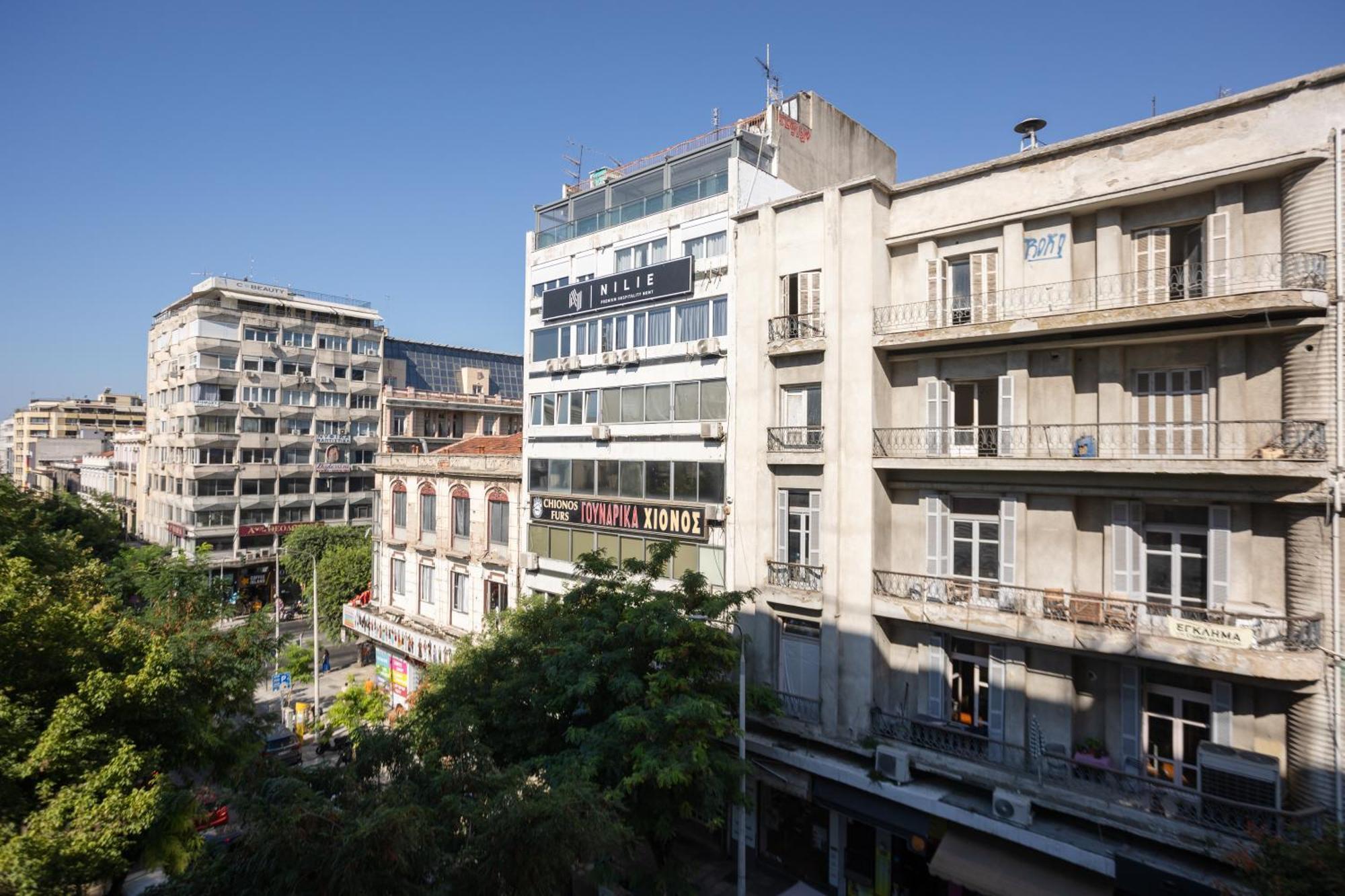 Alkazar Suites Thessaloniki Buitenkant foto