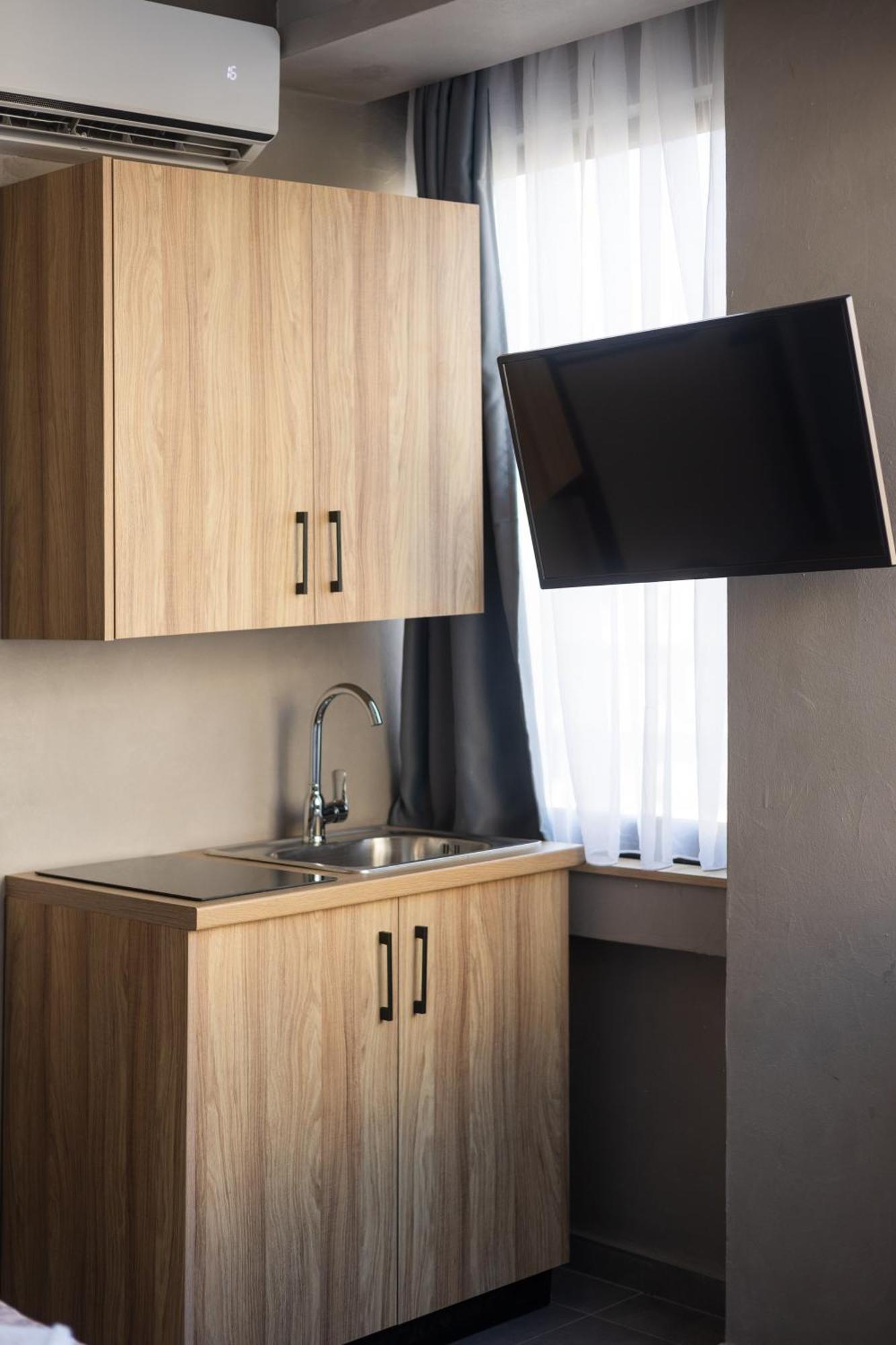 Alkazar Suites Thessaloniki Buitenkant foto