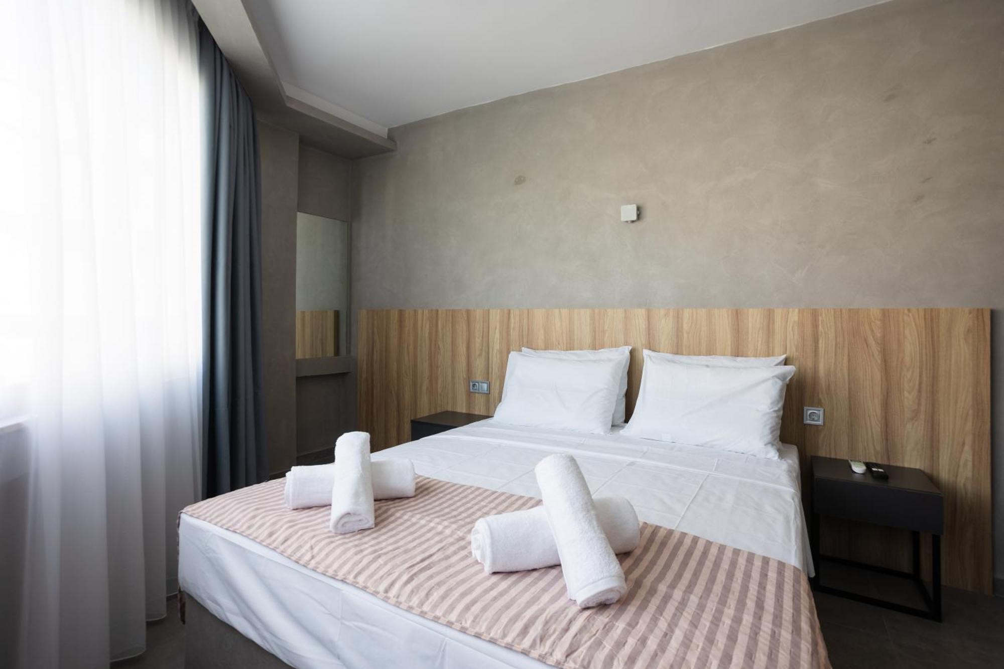 Alkazar Suites Thessaloniki Buitenkant foto